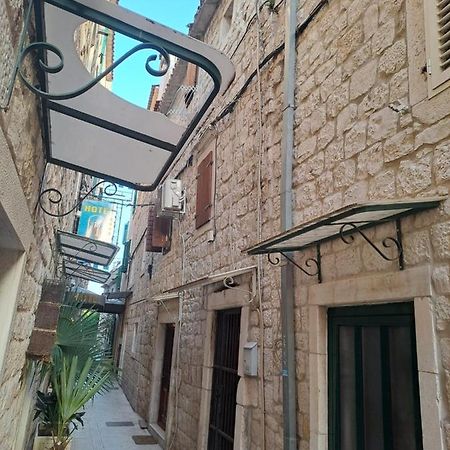 Sara Apartamento Trogir Exterior foto