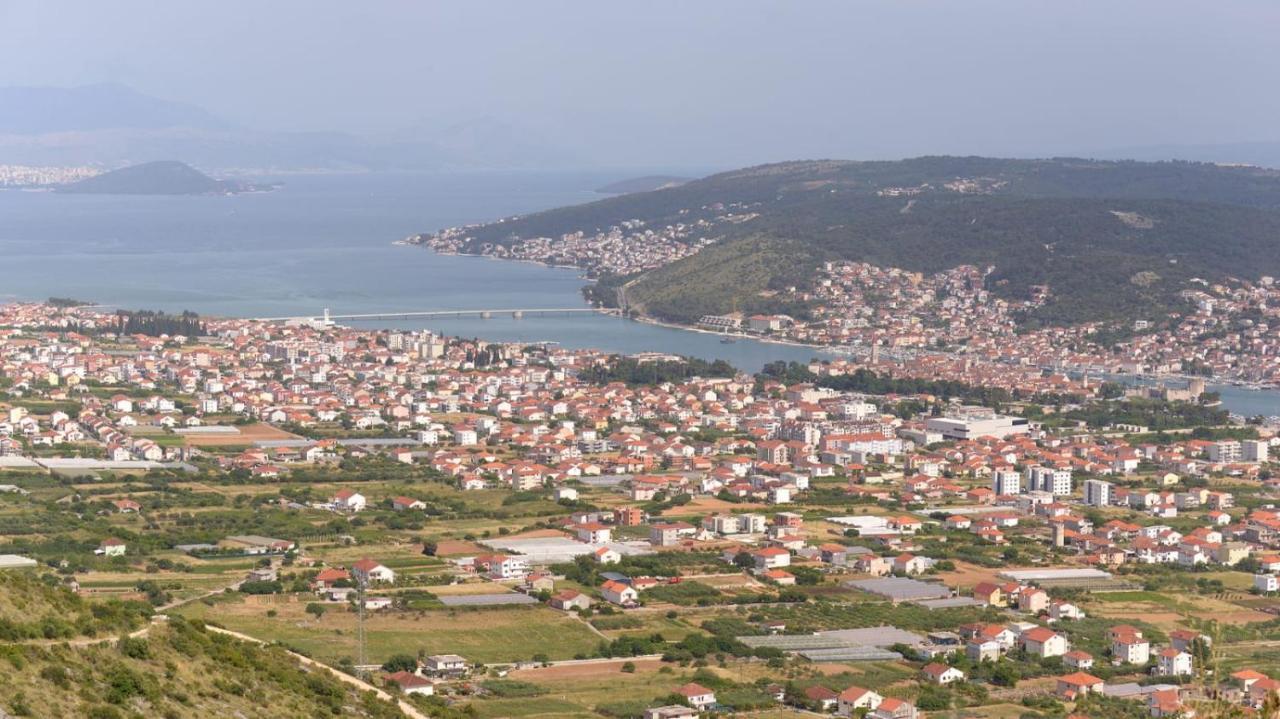 Sara Apartamento Trogir Exterior foto